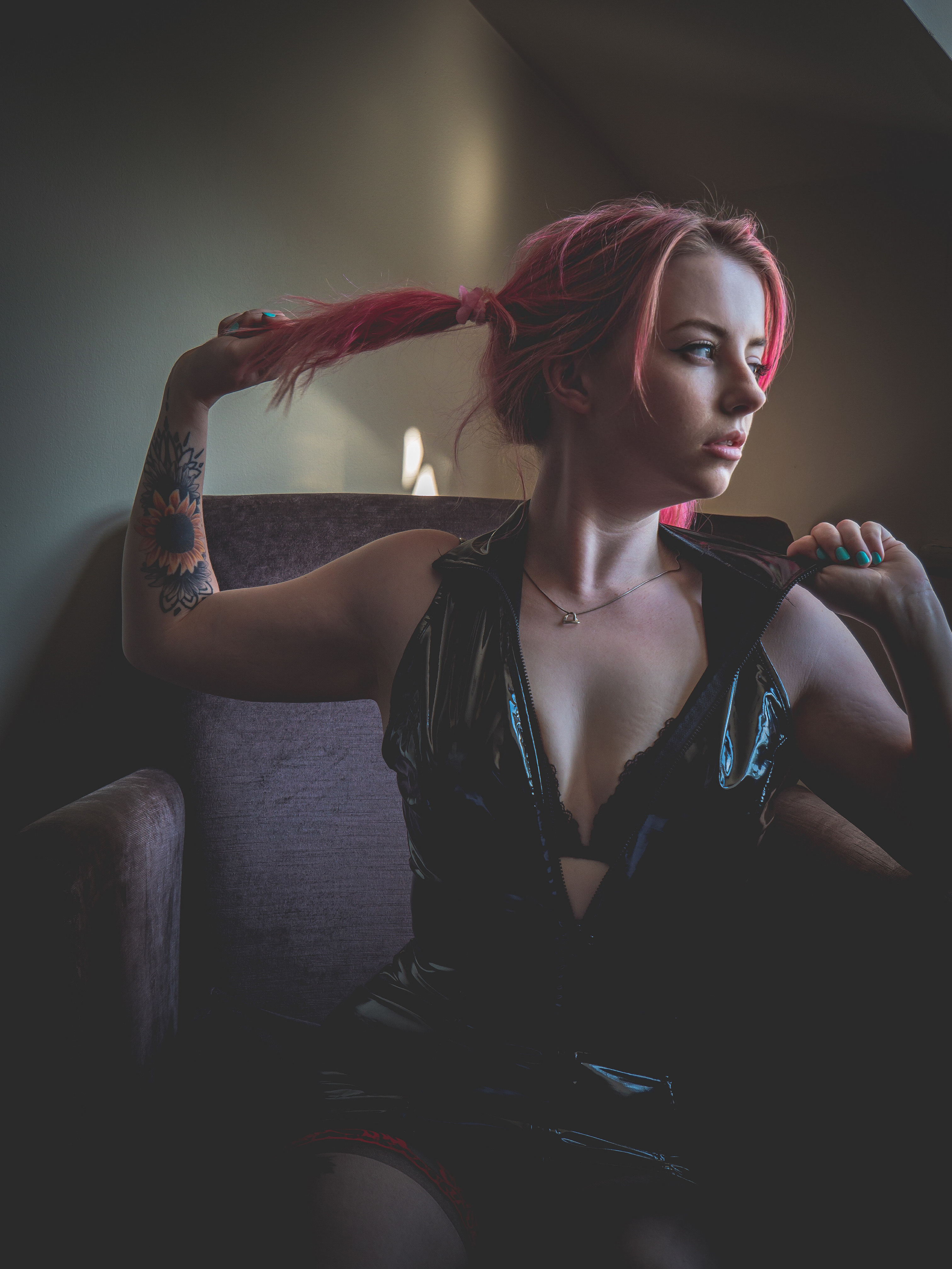 How do I find like minded kinky people?